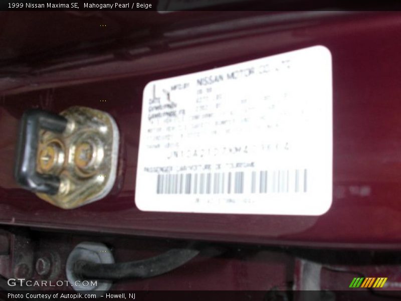 Mahogany Pearl / Beige 1999 Nissan Maxima SE