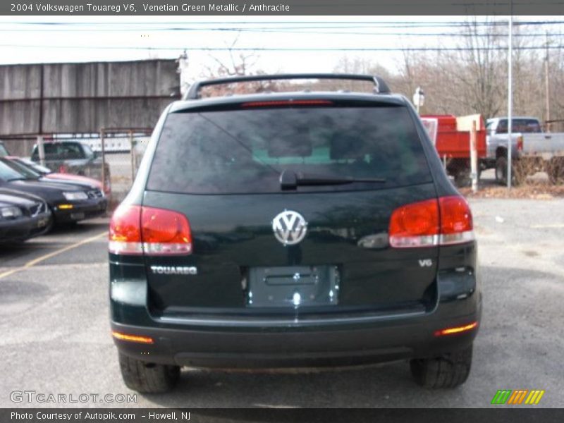 Venetian Green Metallic / Anthracite 2004 Volkswagen Touareg V6