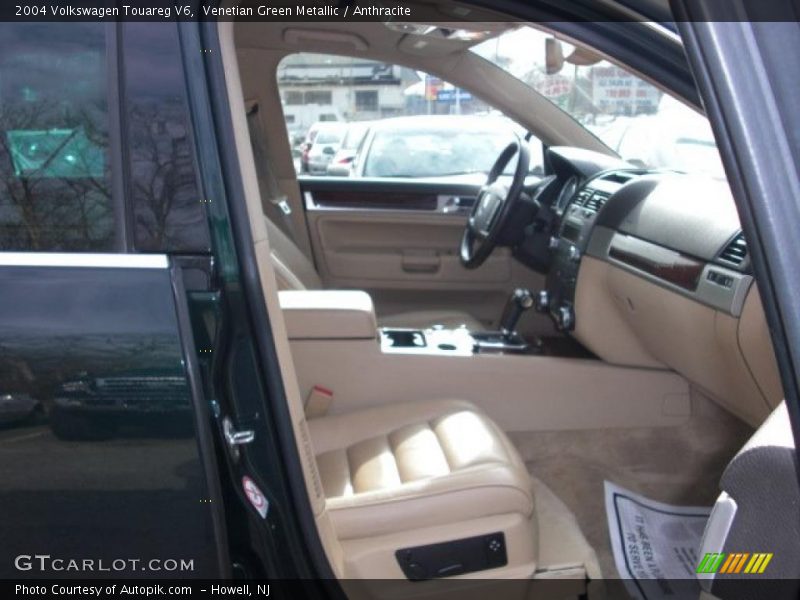 Venetian Green Metallic / Anthracite 2004 Volkswagen Touareg V6