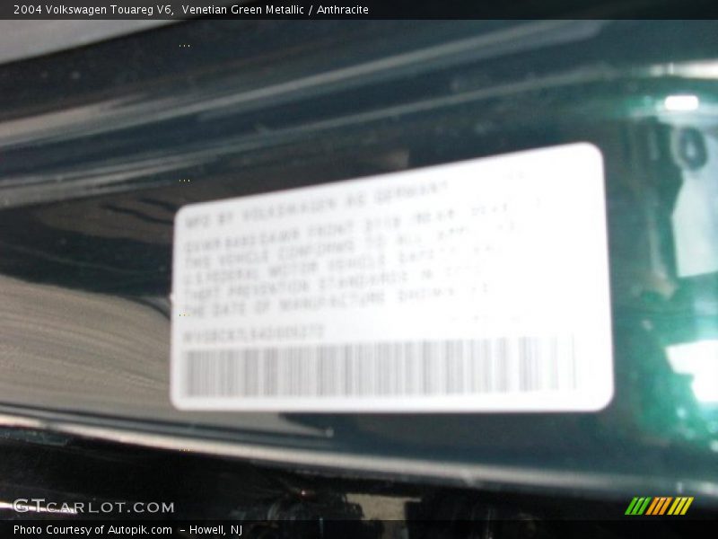 Venetian Green Metallic / Anthracite 2004 Volkswagen Touareg V6