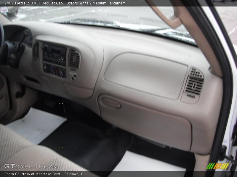 Oxford White / Medium Parchment 2002 Ford F150 XLT Regular Cab