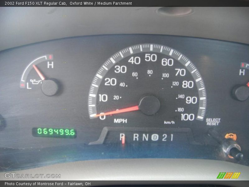 Oxford White / Medium Parchment 2002 Ford F150 XLT Regular Cab