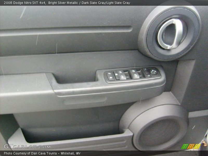 Bright Silver Metallic / Dark Slate Gray/Light Slate Gray 2008 Dodge Nitro SXT 4x4
