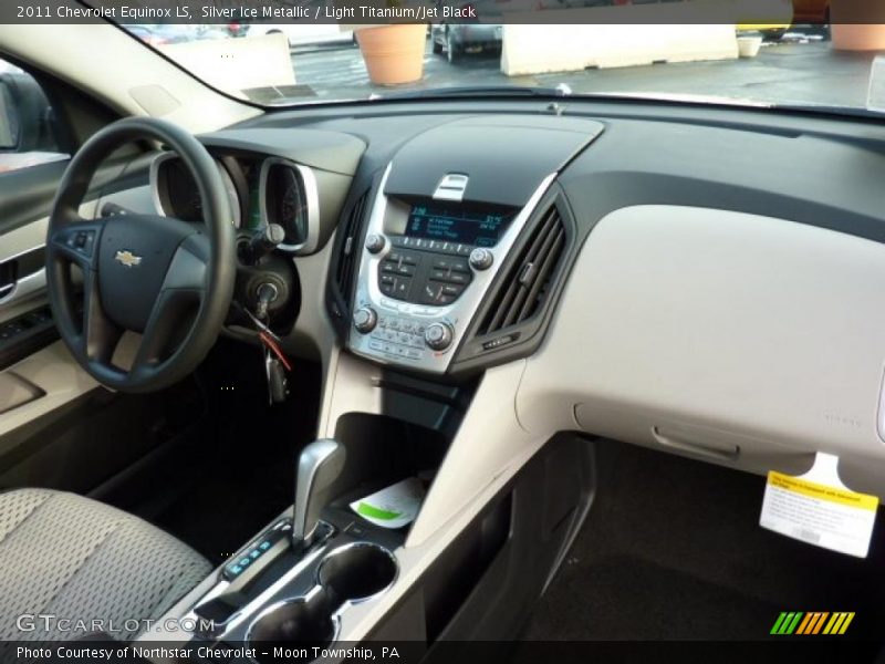 Silver Ice Metallic / Light Titanium/Jet Black 2011 Chevrolet Equinox LS