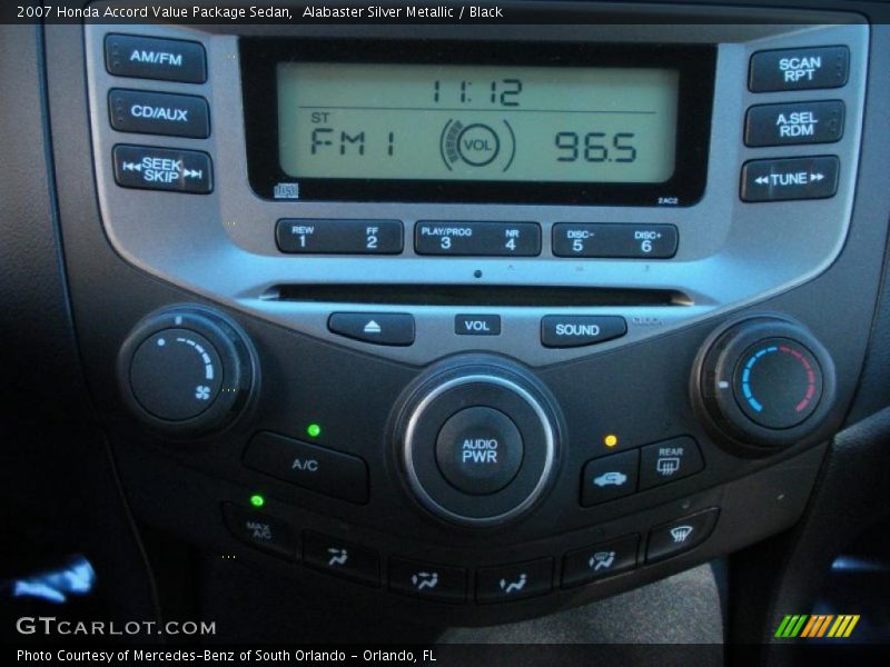 Controls of 2007 Accord Value Package Sedan