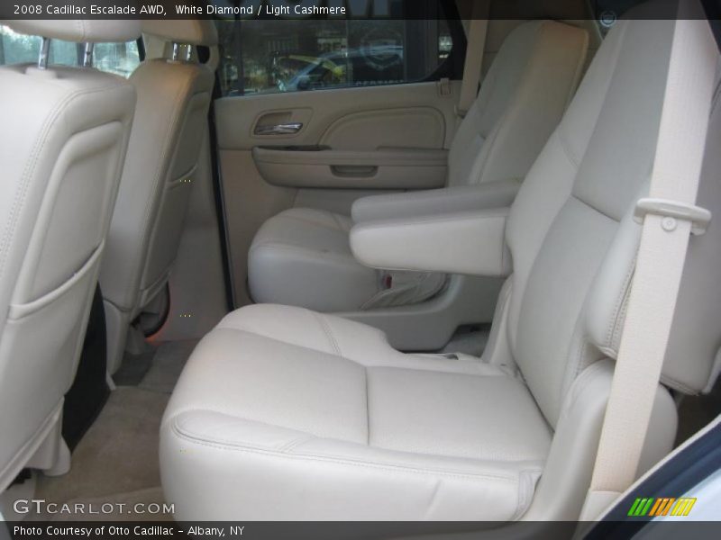 White Diamond / Light Cashmere 2008 Cadillac Escalade AWD