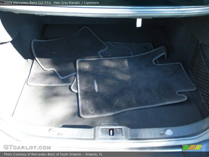 Flint Grey Metallic / Cashmere 2009 Mercedes-Benz CLS 550