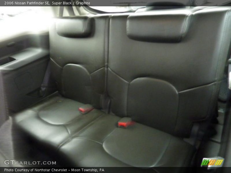 Super Black / Graphite 2006 Nissan Pathfinder SE