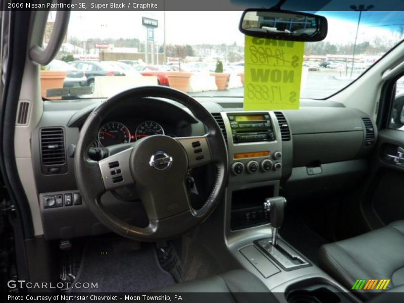 Super Black / Graphite 2006 Nissan Pathfinder SE