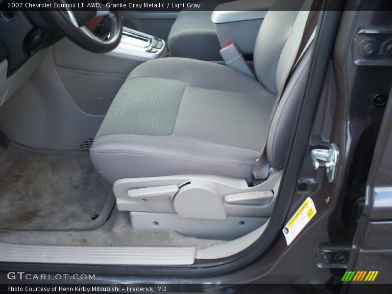 Granite Gray Metallic / Light Gray 2007 Chevrolet Equinox LT AWD