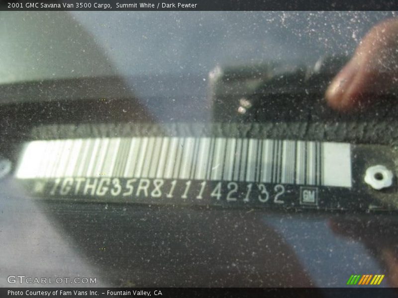 Summit White / Dark Pewter 2001 GMC Savana Van 3500 Cargo