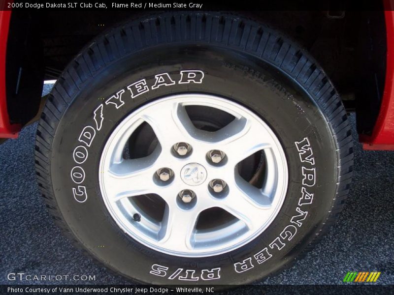Flame Red / Medium Slate Gray 2006 Dodge Dakota SLT Club Cab