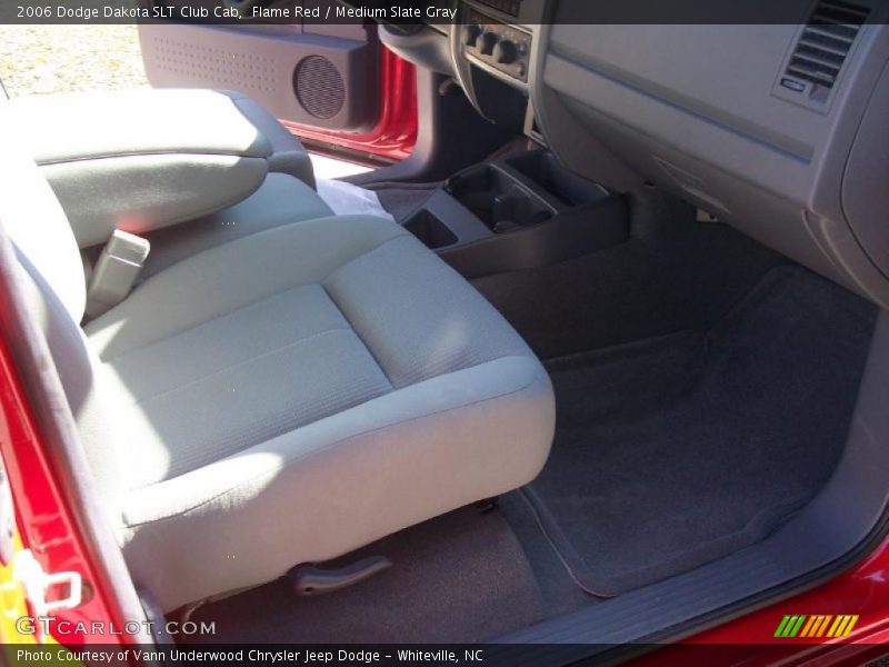 Flame Red / Medium Slate Gray 2006 Dodge Dakota SLT Club Cab