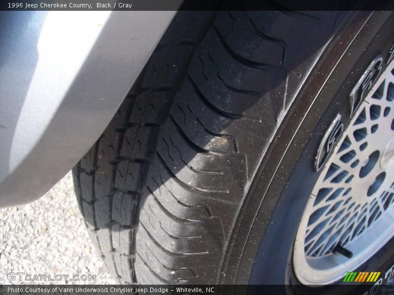 Black / Gray 1996 Jeep Cherokee Country