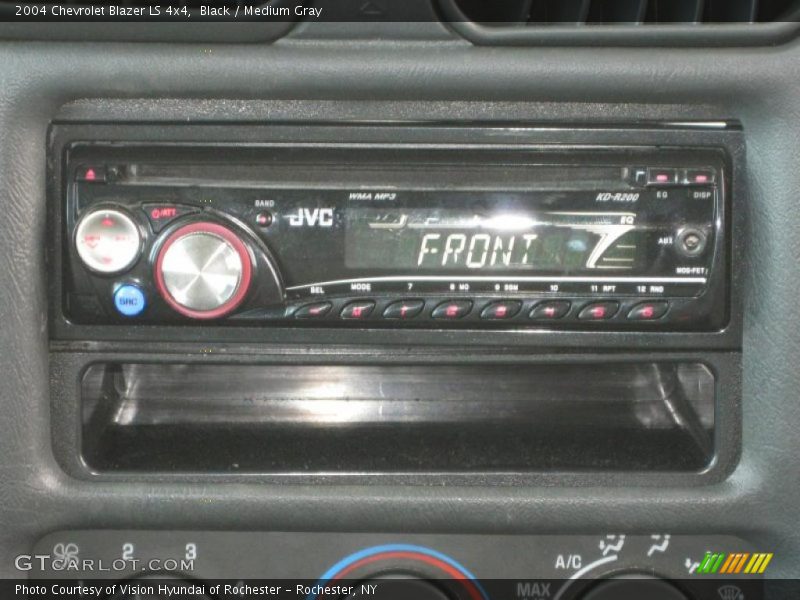 Black / Medium Gray 2004 Chevrolet Blazer LS 4x4