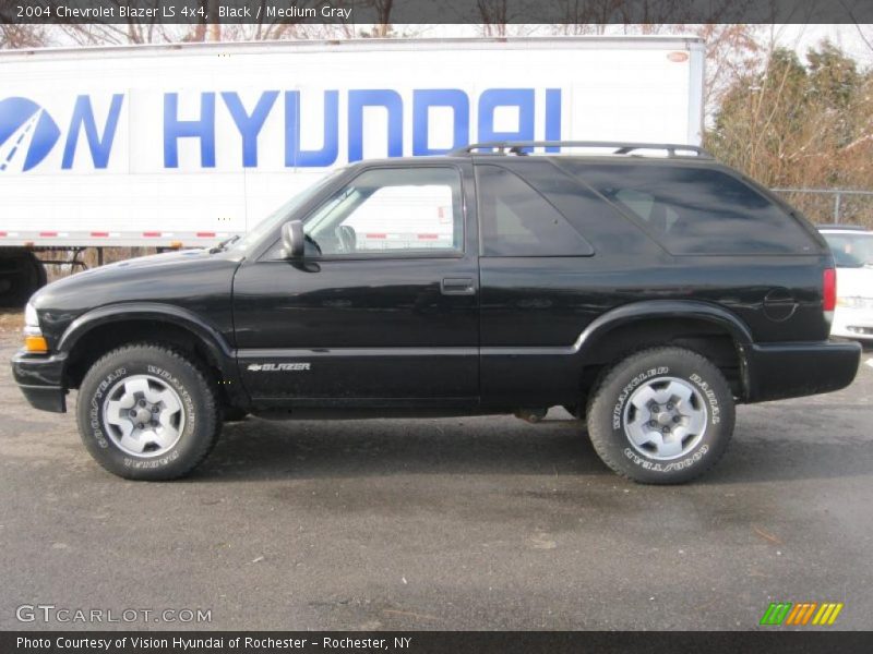  2004 Blazer LS 4x4 Black