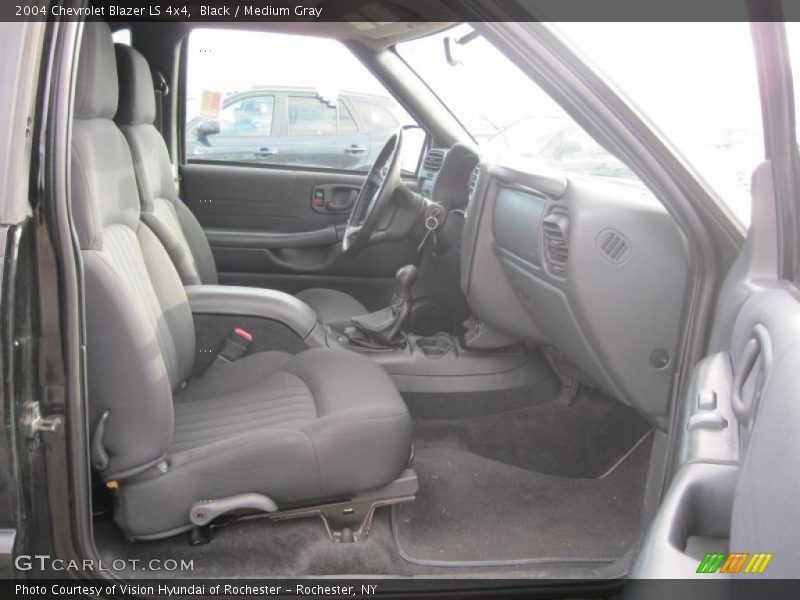 Black / Medium Gray 2004 Chevrolet Blazer LS 4x4