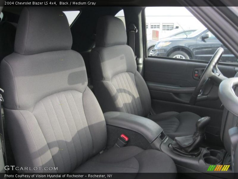 Black / Medium Gray 2004 Chevrolet Blazer LS 4x4