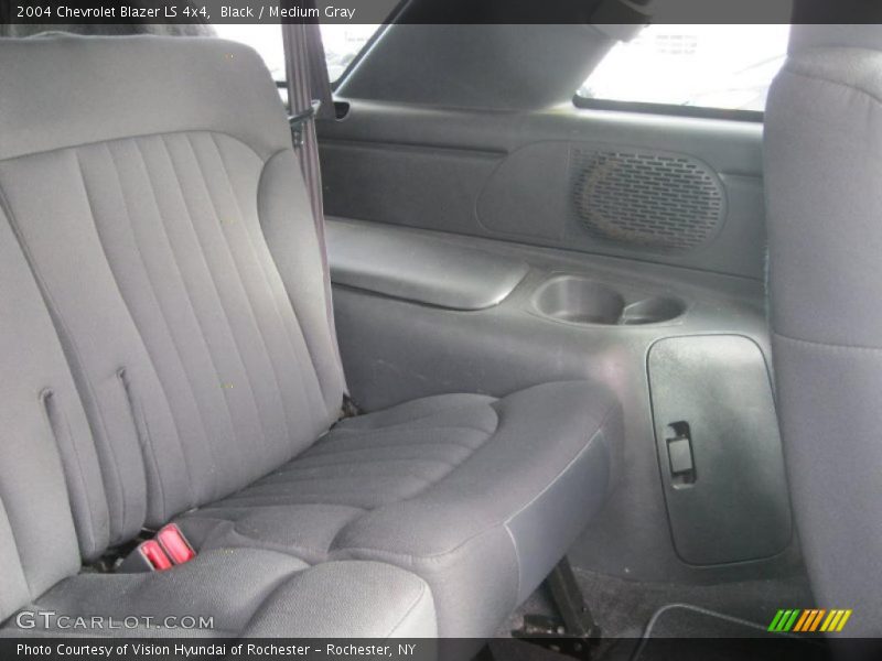 Black / Medium Gray 2004 Chevrolet Blazer LS 4x4
