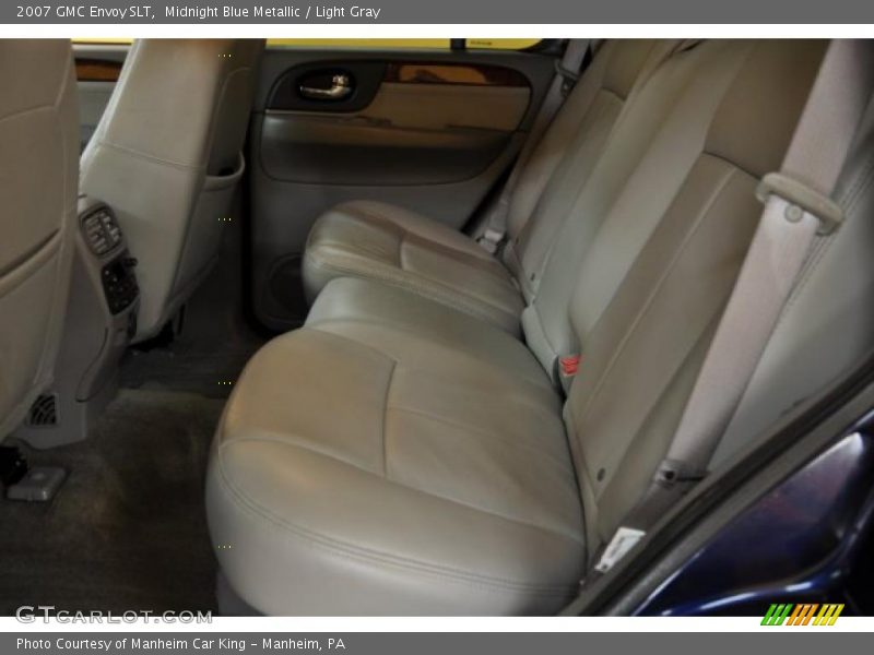 Midnight Blue Metallic / Light Gray 2007 GMC Envoy SLT