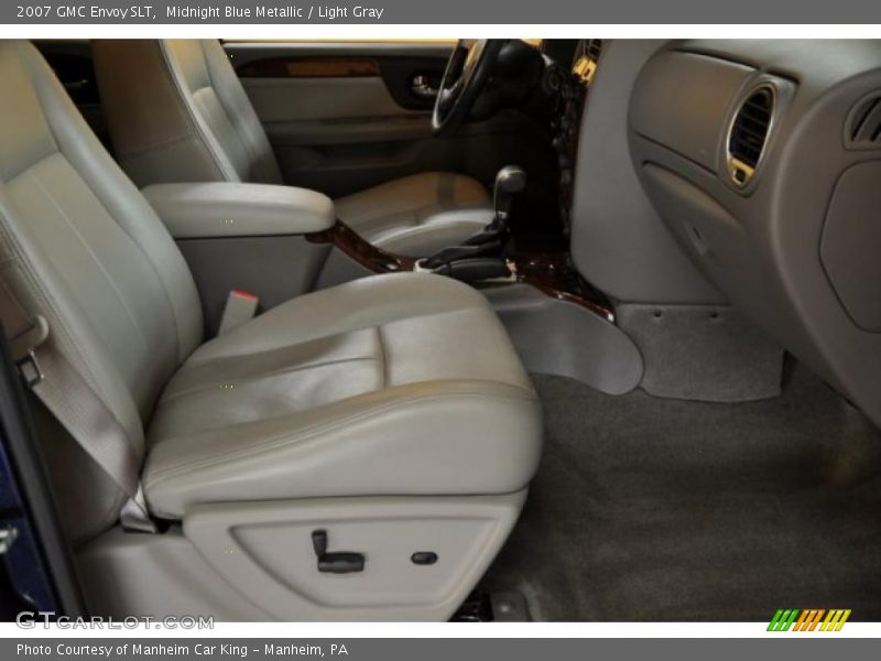 Midnight Blue Metallic / Light Gray 2007 GMC Envoy SLT