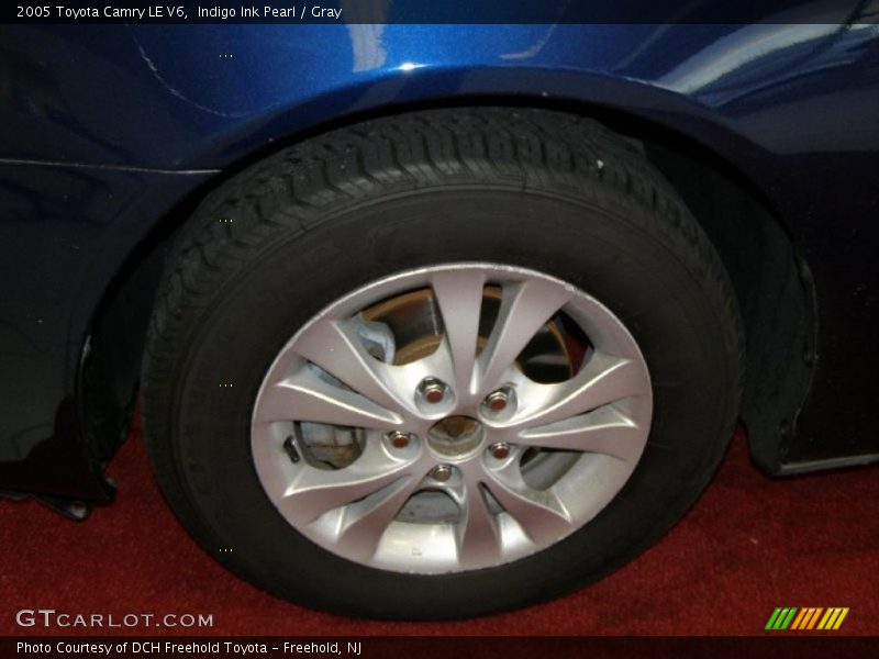 Indigo Ink Pearl / Gray 2005 Toyota Camry LE V6