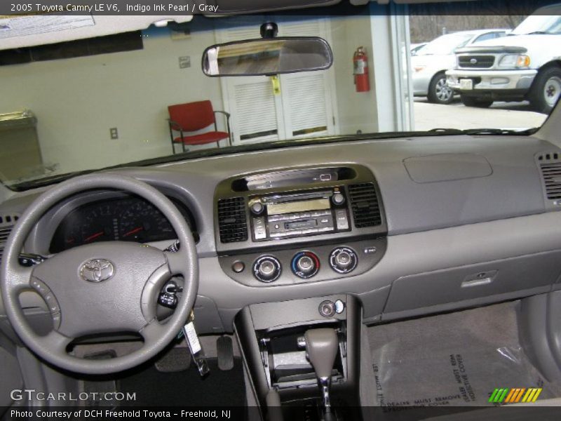 Indigo Ink Pearl / Gray 2005 Toyota Camry LE V6