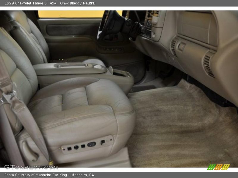Onyx Black / Neutral 1999 Chevrolet Tahoe LT 4x4