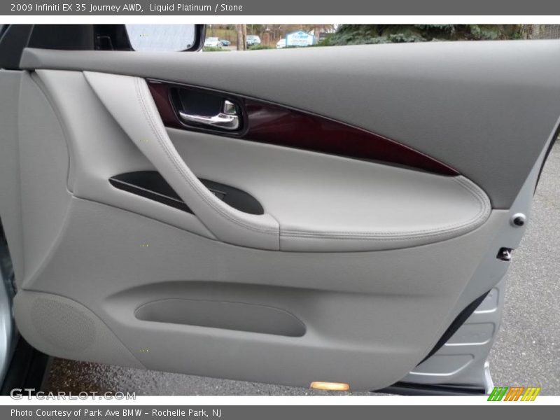 Door Panel of 2009 EX 35 Journey AWD