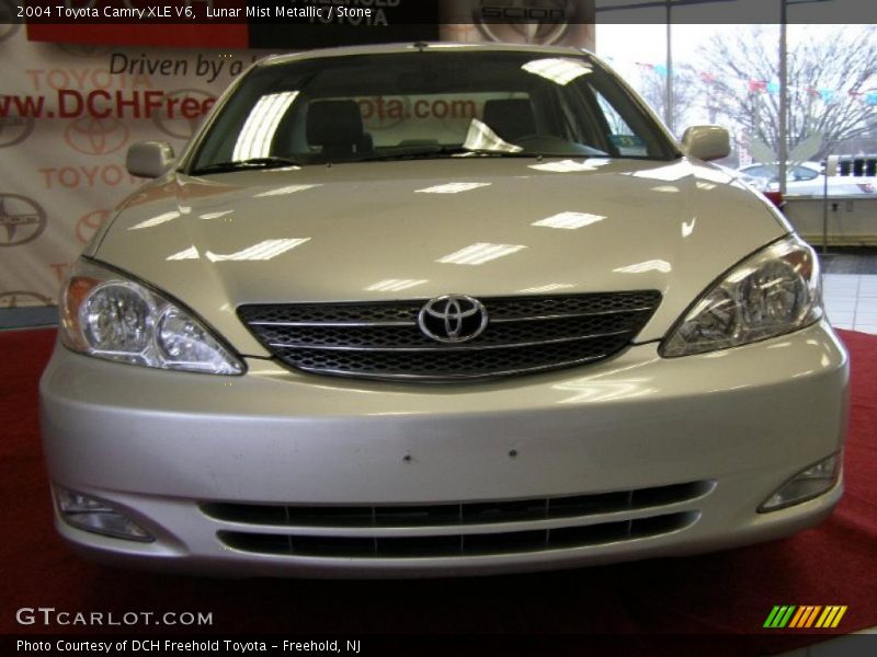 Lunar Mist Metallic / Stone 2004 Toyota Camry XLE V6