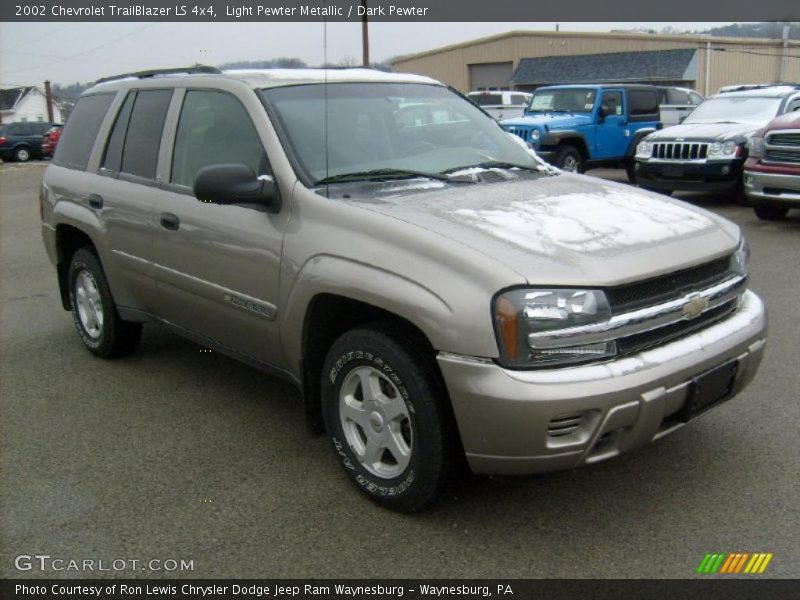 Light Pewter Metallic / Dark Pewter 2002 Chevrolet TrailBlazer LS 4x4