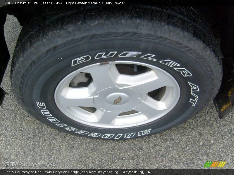 Light Pewter Metallic / Dark Pewter 2002 Chevrolet TrailBlazer LS 4x4