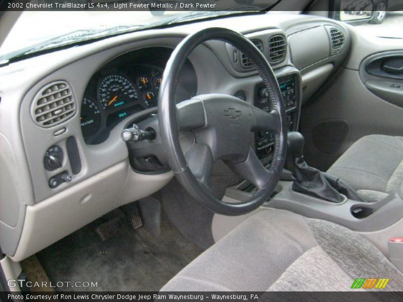 Light Pewter Metallic / Dark Pewter 2002 Chevrolet TrailBlazer LS 4x4