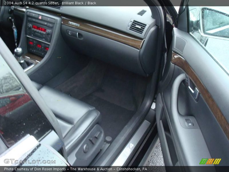 Brilliant Black / Black 2004 Audi S4 4.2 quattro Sedan