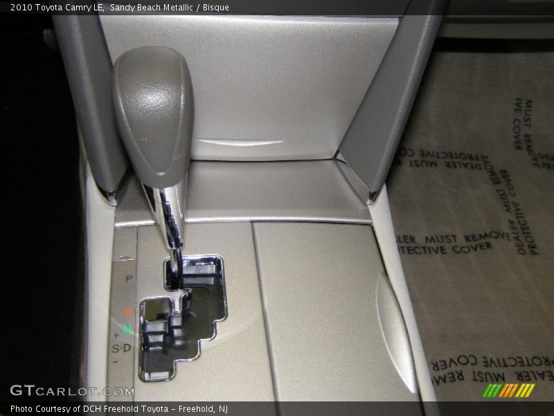 Sandy Beach Metallic / Bisque 2010 Toyota Camry LE