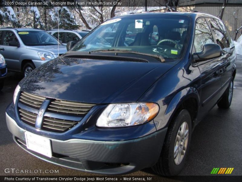 Midnight Blue Pearl / Medium Slate Gray 2005 Dodge Caravan SE