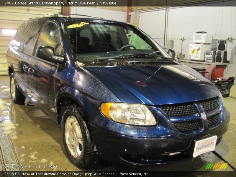 Patriot Blue Pearl / Navy Blue 2002 Dodge Grand Caravan Sport