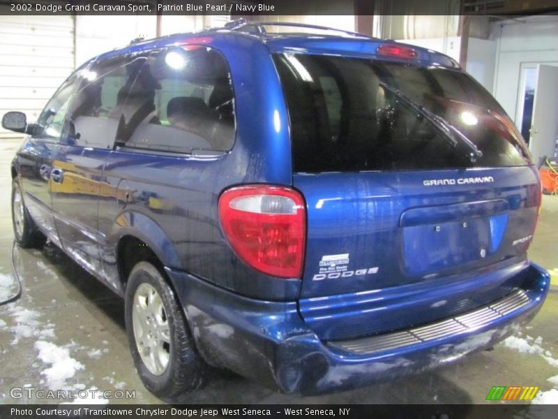 Patriot Blue Pearl / Navy Blue 2002 Dodge Grand Caravan Sport