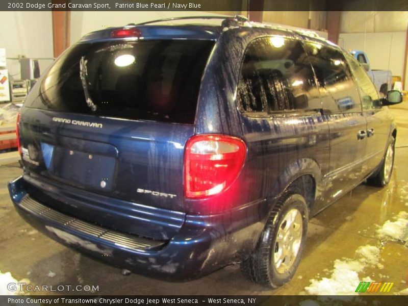 Patriot Blue Pearl / Navy Blue 2002 Dodge Grand Caravan Sport