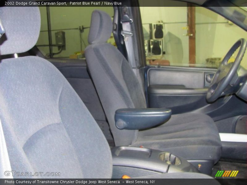 Patriot Blue Pearl / Navy Blue 2002 Dodge Grand Caravan Sport