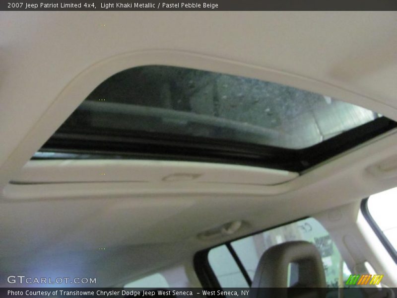 Light Khaki Metallic / Pastel Pebble Beige 2007 Jeep Patriot Limited 4x4