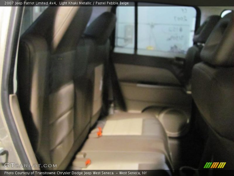 Light Khaki Metallic / Pastel Pebble Beige 2007 Jeep Patriot Limited 4x4