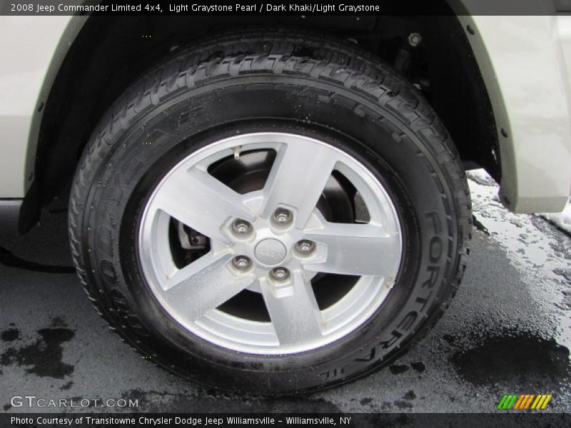 Light Graystone Pearl / Dark Khaki/Light Graystone 2008 Jeep Commander Limited 4x4