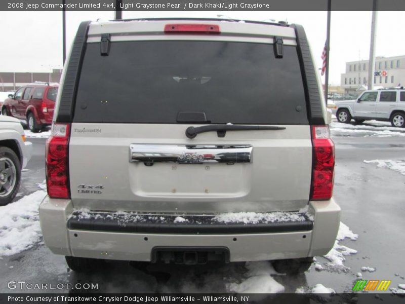 Light Graystone Pearl / Dark Khaki/Light Graystone 2008 Jeep Commander Limited 4x4