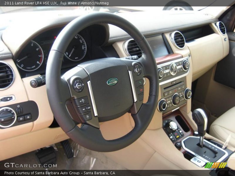  2011 LR4 HSE LUX Almond/Nutmeg Interior