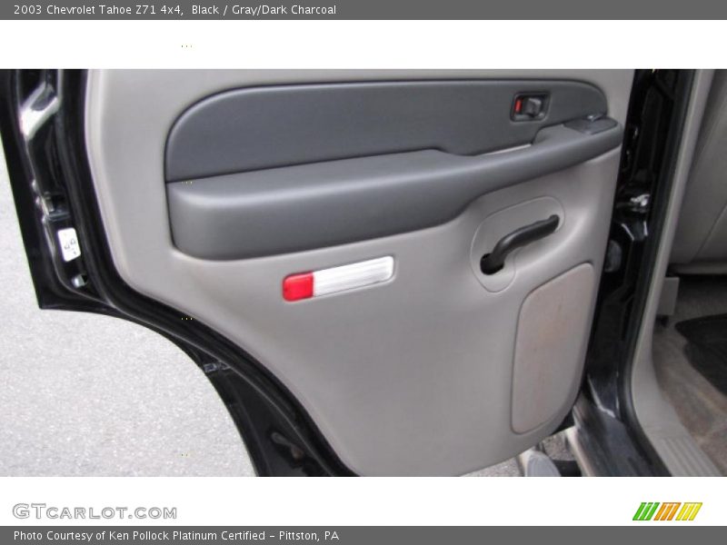 Black / Gray/Dark Charcoal 2003 Chevrolet Tahoe Z71 4x4