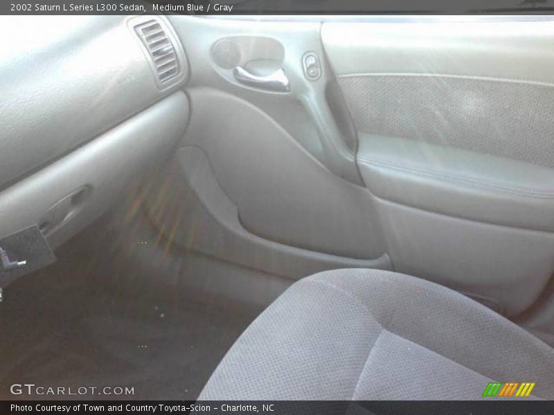 Medium Blue / Gray 2002 Saturn L Series L300 Sedan
