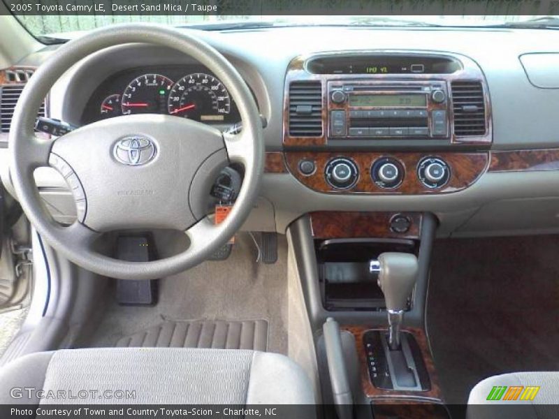 Desert Sand Mica / Taupe 2005 Toyota Camry LE