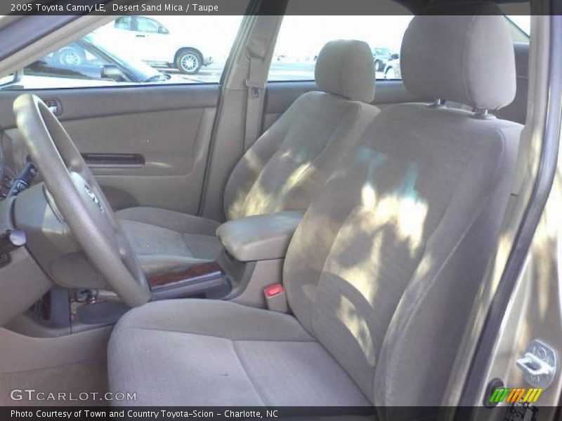 Desert Sand Mica / Taupe 2005 Toyota Camry LE