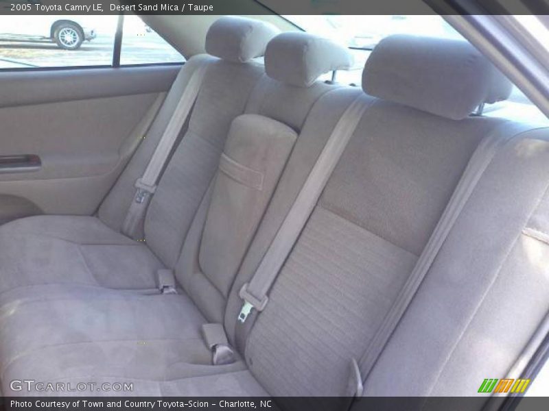 Desert Sand Mica / Taupe 2005 Toyota Camry LE